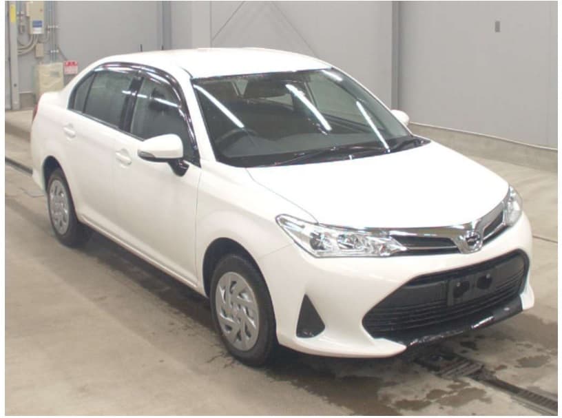 Toyota Axio Non-Hybrid EX Octane