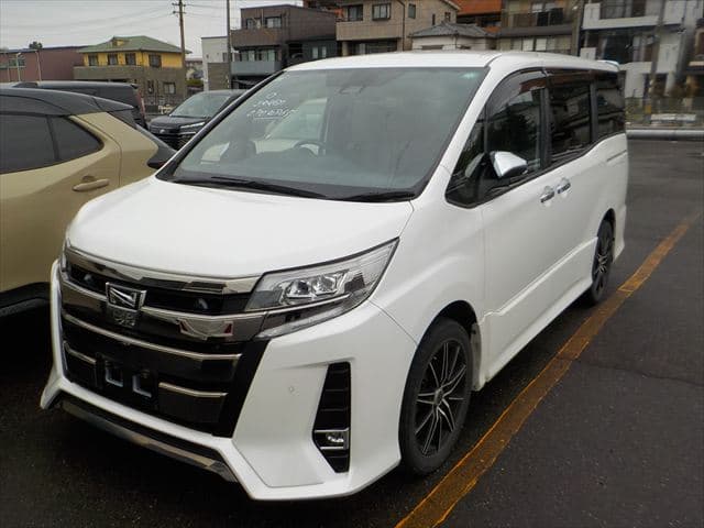 Toyota Noah Non-Hybrid SI WxB