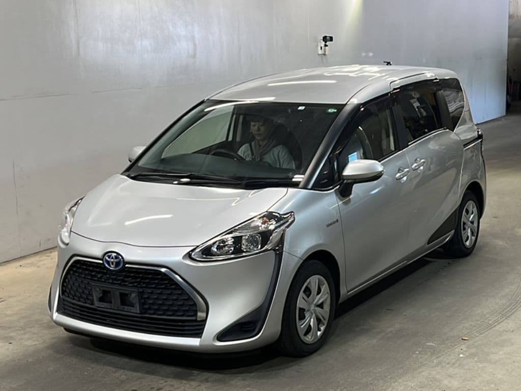 Toyota Sienta Hybrid X Package (5-Seater)