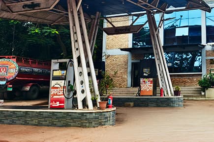 Heavy Vehicle & Bus Refueling Bays